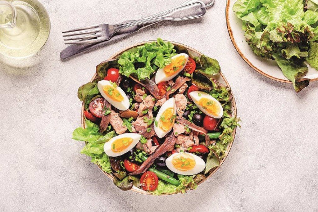 TUNA SALATA Brzinska užina kada nemate vremena, a krepi organizam u trenu