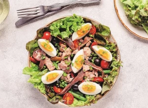 TUNA SALATA Brzinska užina kada nemate vremena, a krepi organizam u trenu
