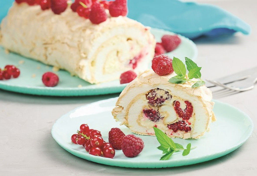 ROLOVANA PAVLOVA Ledeni desert za vrele julske dane, klasik na drugačiji način