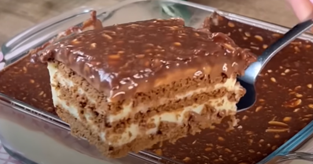 ČOKOLADNI KOLAČ GOTOV ZA 5 MINUTA A izgleda i ukusan je kao da ste se trudili satima