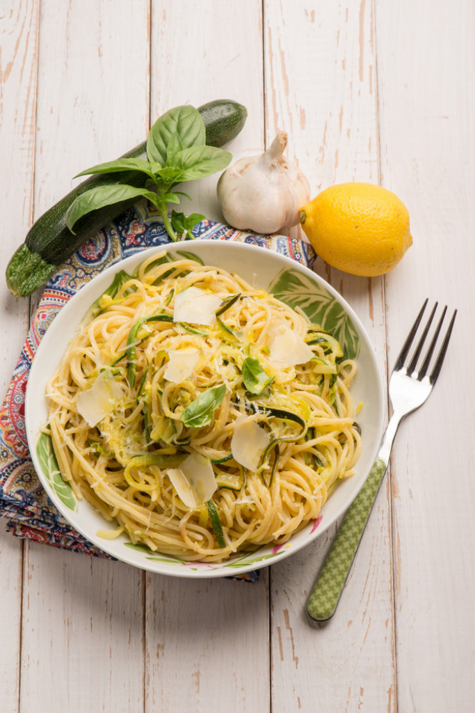 SOČNA PASTA SA PARMEZANOM I LIMUNOM Recept glumice Kameron Dijaz za preukusan italijanski specijalitet