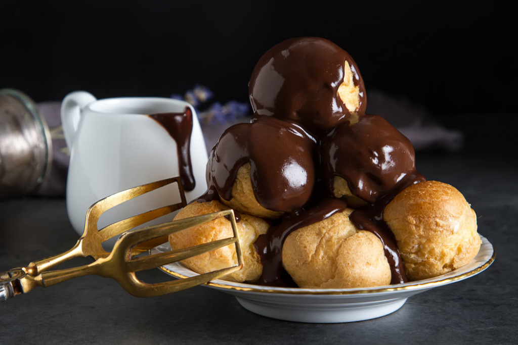 PROFITEROLE Francuske princes krofne koje se tope u ustima, za gurmane i one izbirljive