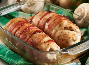 PUNJENO BELO MESO Gurmanski delikates koji se ne odbija, a slanina mu daje poseban šmek