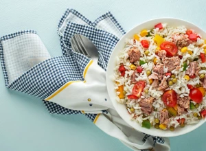 RIŽOTO SA TUNJEVINOM Posni specijalitet gotov za 20 minuta, a prste da poližete