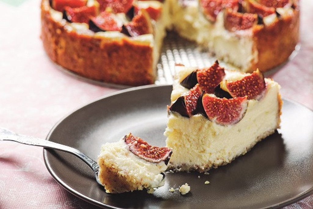 PUDING KOLAČ SE TOPI U USTIMA Brzinski desert sa smokvama za vrele dane avgusta