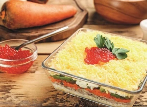 MIMOZA SALATA Hladno predjelo kao stvoreno za svečanu i slavsku trpezu, po receptu bez premca