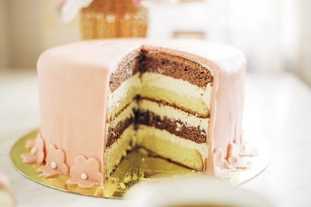 PESAK TORTA Kremasta poslastica za sva vremena i prilike, po receptu bez mane