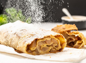 PITA SA KRUŠKAMA Doručak ili desert, izaberite sami, za savršen početak radne nedelje