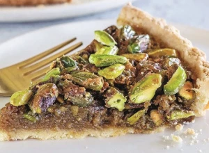 TART SA ŠLJIVAMA ZA KIŠNE SEPTEMBARSKE DANE Kolač koji će vas oboriti s nogu, a uspeva svima