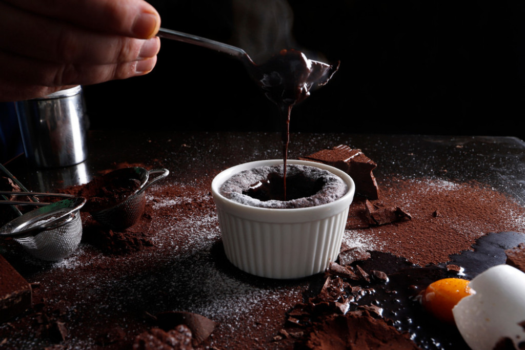 ČOKOLADNI SUFLE Rapsodija ukusa na francuski način, za prave ljubitelje slatkiša