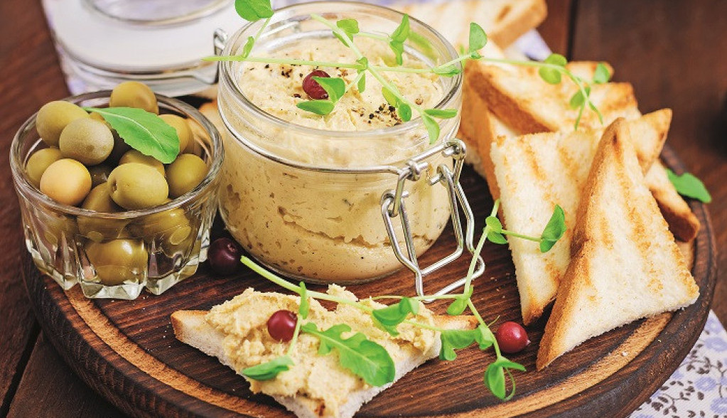 NEODOLJIVI MALIDŽANO Beli ajvar zaludeo domaćice širom Srbije, a evo i zašto