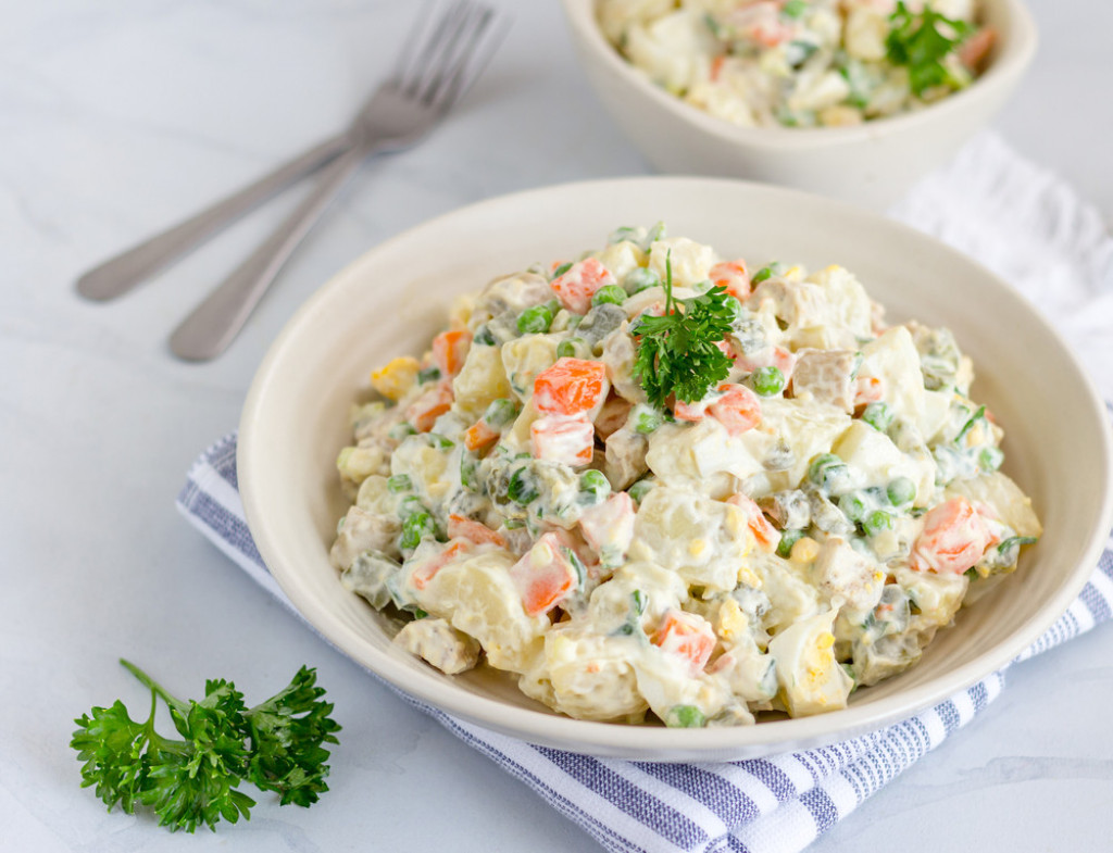POSNA RUSKA SALATA Omiljeno predjelo koje ni malo ne zaostaje za originalom, ukusa koji priča priče