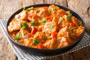 NAJSOČNIJI PILEĆI PAPRIKAŠ Sočan i ukusan, za savršen ručak