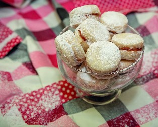POSNE VANILICE Sitni kolači kao osmišljeni za svečanu trpezu