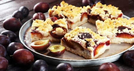 LENJA PITA SA ŠLJIVAMA Još sočnija i slađa, nestaće sa stola čim se postavi