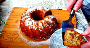 KUGLOF SA ŠARGAREPOM I BUNDEVOM Aromatični desert savršen za sve svečane prilike