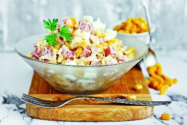 KIKIRIKI SALATA SA ŠUNKOM Pravi se lako, a pojede brzo