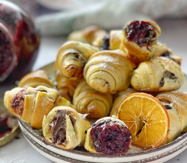 MEKANE KIFLICE SA DŽEMOM Recept iz bakine kuhinje za slatkiš koji se ne odbija