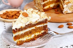 BADEM TORTA Kremasta i jednostavna poslastica skupog ukusa koji se ne zaboravlja