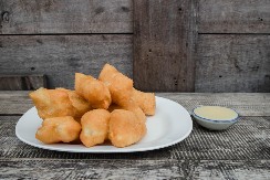 UŠTIPCI BEZ KVASCA Spolja hrskavi, unutra mekani, a tajna je u jednom sastojku koji vam nikada ne bi pao na pamet