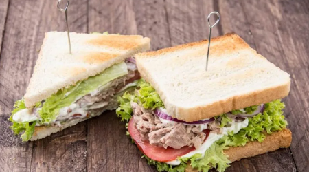 SENDVIČI SA TUNJEVINOM Slasni, a jednostavni za pravljenje, svaki zalogaj je raj za nepca