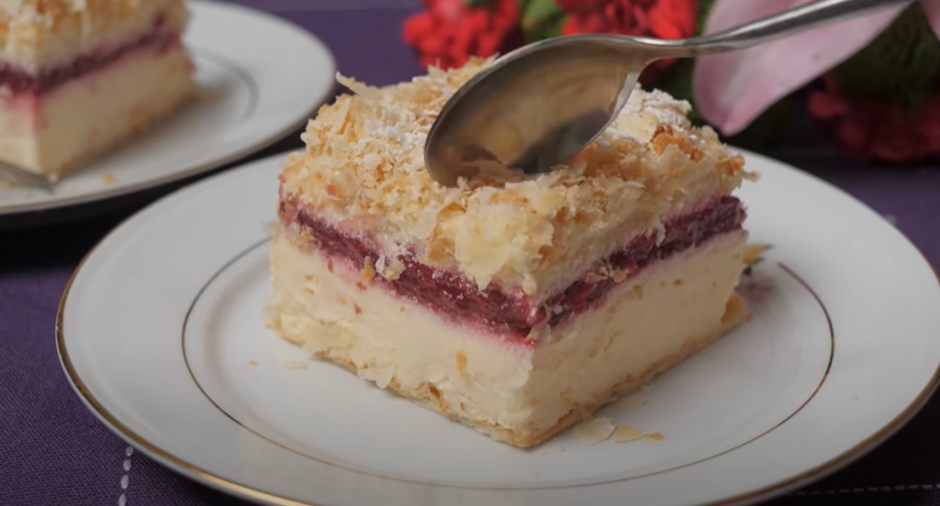 FRANCUSKA KREMPITA SA VIŠNJAMA Sočna i osvežavajuća poslastica koja miriše na ljubav