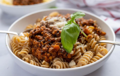 PASTA SA SOČIVOM I PEČURKAMA Posni ručak koji će cela porodica obožavati, u savršenom spoju različitih ukusa