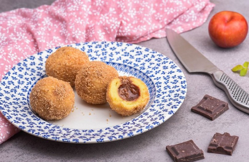 KNEDLE SA ČOKOLADOM Garantujemo da će vam ovaj fantastičan slatkiš popraviti raspoloženje!