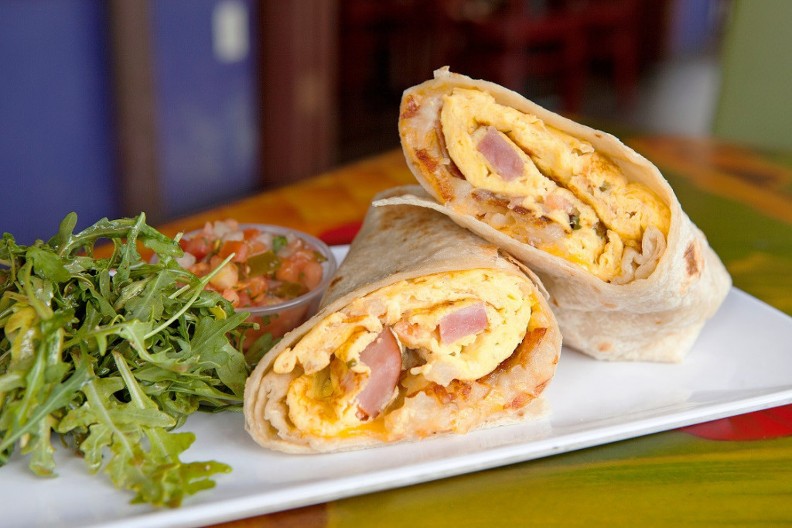 TORTILJA SA ŠUNKOM I KAČKAVALJEM Specijalitet kome nije moguće odoleti, za pravo uživanje