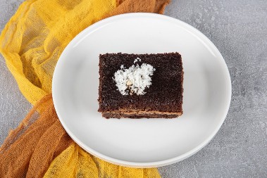 TURSKI KOH Mokri čokoladni kolač mekan kao duša, ukusa koji priča priče