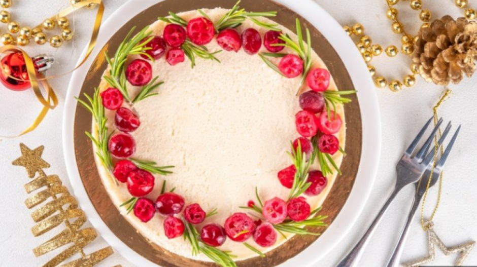 ODUŠEVITE SVOJE GOSTE OVIM DEZERTOM Torta Ledeno carstvo za svaku priliku