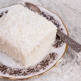 KOKOS KOLAČ Sočan i sladak, vraća u dane letovanja, za pravo uživanje