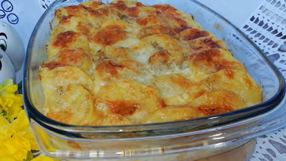 STARINSKO SRPSKO JELO Krompirača sa pirinčem i kobasicom, pravo zadovoljstvo ukusa