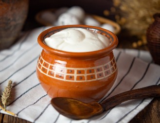 DOMAĆE KISELO MLEKO Napravite ga uveče i sutradan ujutru ćete moći da ga jedete