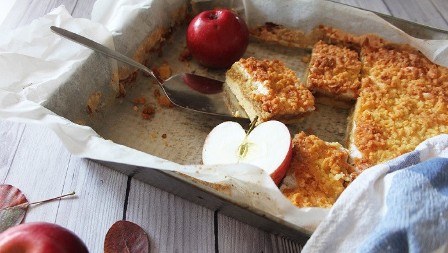 ČAROBNI KOLAČ OD JABUKA Brzi sočni desert koji oduševljava za samo 5 minuta pripreme