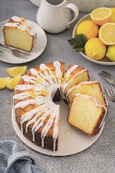 KUGLOF SA BANANOM Savršen za sve svečane prilike, svi će vam tražiti recept