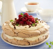 PUSLICA TORTA U savršenom spoju čokolade, vanile i oraha, baš onako kako su je mame i bake pravile