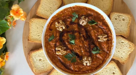 ZDRAVIJI I UKUSNIJI OD HUMUSA Namaz od pečenih paprika i oraha osvojio domaćice na mrežama