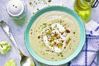 POTAŽ OD ORAHA I CELERA Posan i ukusan, krepi  organizam u trenu