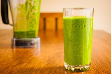 ZELENI PROTEINSKI ŠEJK Super je za doručak ili kao užina, držaće vas dugo sitim