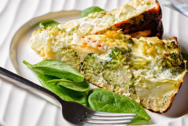 KIŠ OD BROKOLIJA I KAČKAVALJA Jednostavan, a zasitan obrok koji će porodica obožavati