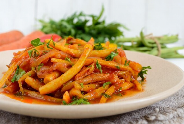 POSNA BORANIJA NA VODI U PARADAJZ SOSU Omiljeni ručak u toku Petrovskog posta