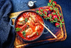 RIBLJA ČORBA PO STAROM KAFANSKOM RECEPTU Gastronomski užitak koji pomera granice dobrog ukusa