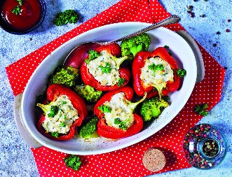 PAPRIKE SA SIROM Lagano a zasitno letnje jelo koje se smaže u trenu