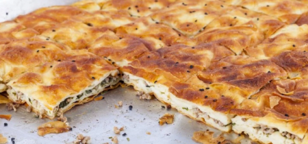 TURSKI BUREK Sa mekim testom i mirisnim filom, pravićete ga iznova i iznova