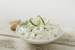 CACIKI SALATA Čedo grčke kuhinje koje se super slaže sa raznim jelima