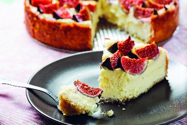 PUDING KOLAČ SA SMOKVAMA Kremast i lagan a preukusan, polizaćete i tanjir