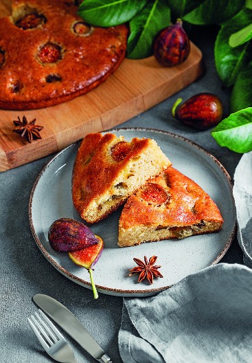 MEDENI KOLAČ SA SMOKVAMA BUDI SVA ČULA A sve se samo pomeša i peče