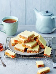 BELE KEKS KOCKE SE TOPE U USTIMA Polovina nestane dok pristavite kafu