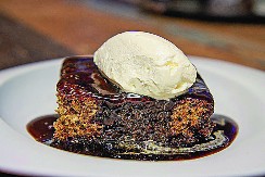 TURSKI DESERT SE TOPI U USTIMA Mekan i sočan, a sve se samo pomeša i peče